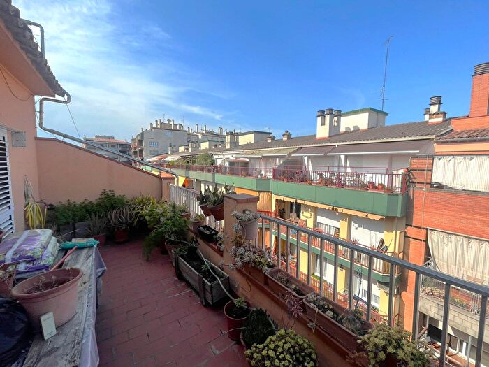 Piso en venta en Sant Narcís, Girona Capital de 3 habitaciones