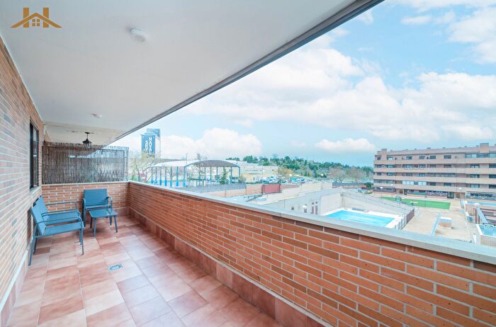 Piso en venta en La Dehesa El Pinar, Navalcarnero de 3 habitaciones