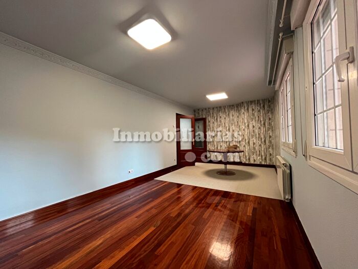 Casas en venta y pisos alquiler - 3