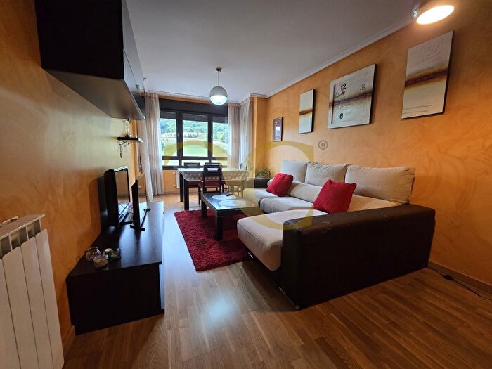 Casas en venta y pisos alquiler - 2