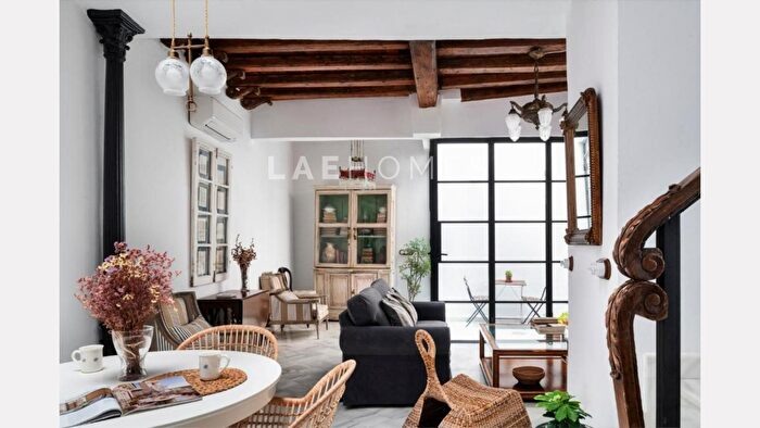 Casas en venta y pisos alquiler - 1