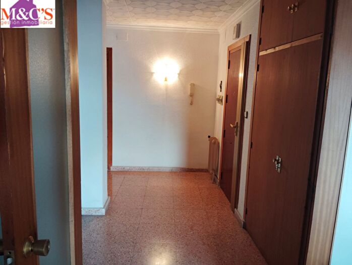 Casas en venta y pisos alquiler - 2