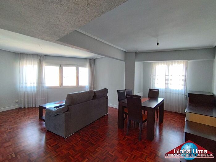 Casas en venta y pisos alquiler - 1