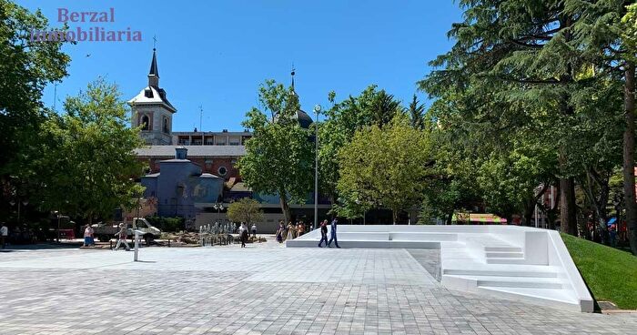 Casas en venta y pisos alquiler - 1