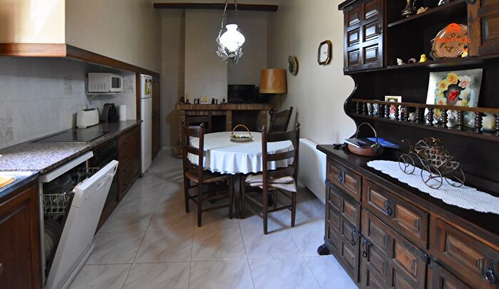 Casa en venta en La Bisbal dEmpordà, Girona de 5 habitaciones