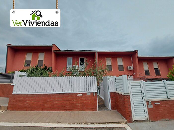 Casa en venta en Sant Sadurní dAnoia, Barcelona de 4 habitaciones
