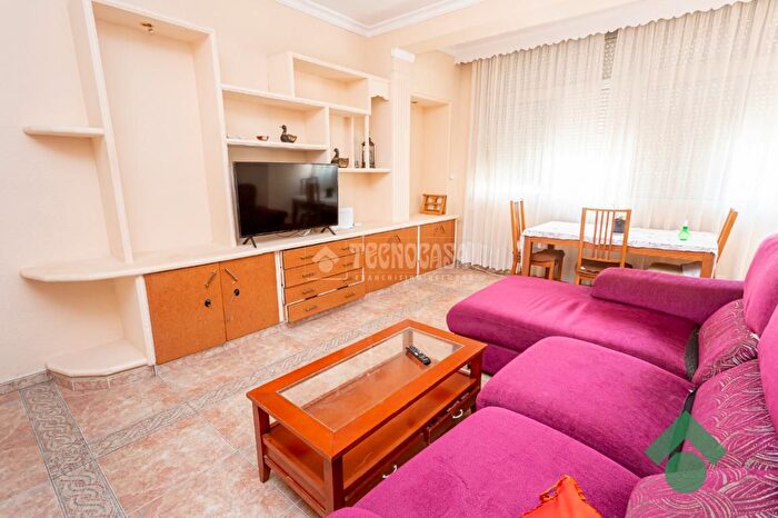 Casas en venta y pisos alquiler - 1