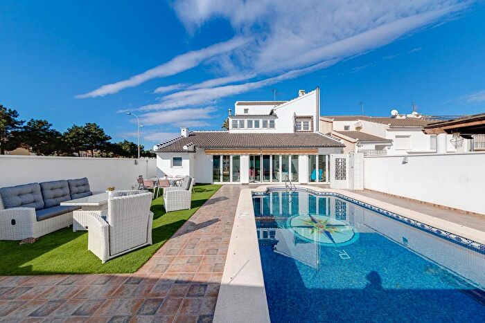 Casas en venta y pisos alquiler - 1