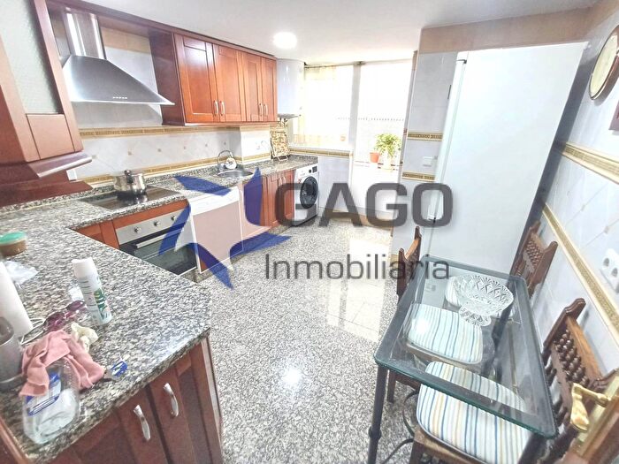 Piso en alquiler en PonienteSur, Ciudad Jardín Zoco de 4 habitaciones