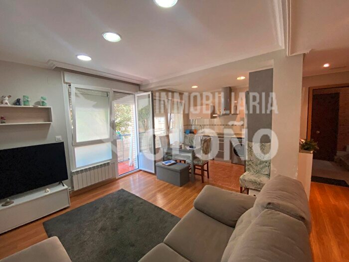 Casas en venta y pisos alquiler - 1