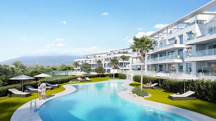 Piso en venta en El Faro de Calaburra Chaparral, Mijas de 3 habitaciones