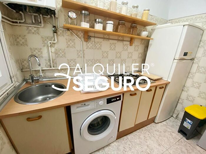 Casas en venta y pisos alquiler - 2