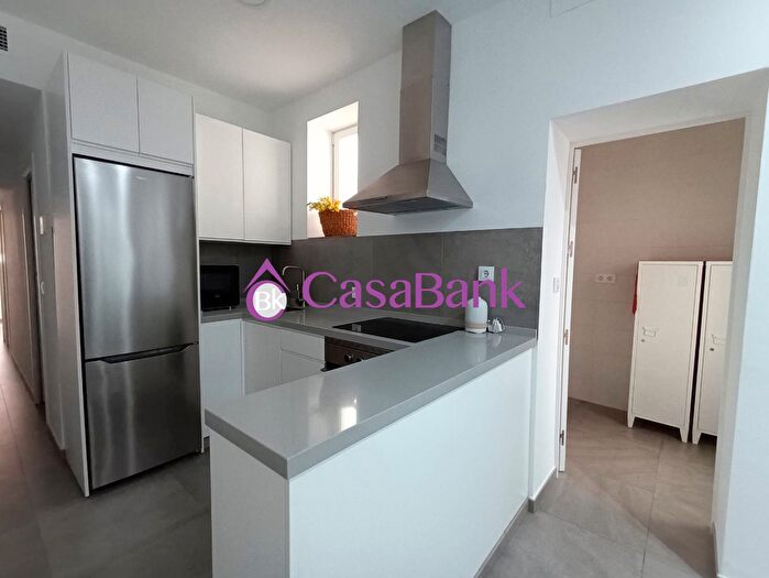 Casas en venta y pisos alquiler - 1