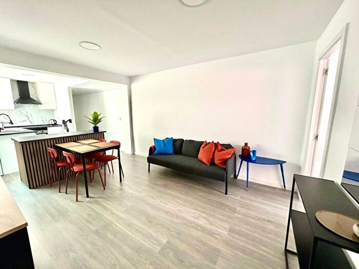 Piso en alquiler en Norte, Plaza Illes Columbretes de 4 habitaciones