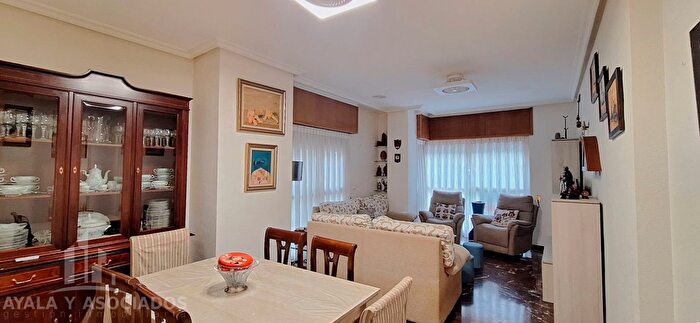 Casas en venta y pisos alquiler - 2