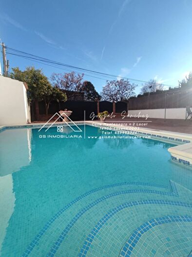 Casas en venta y pisos alquiler - 1