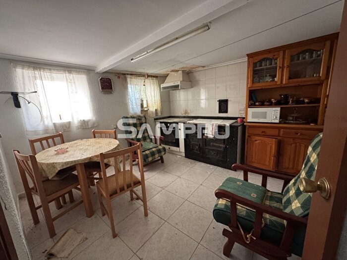 Casas en venta y pisos alquiler - 2