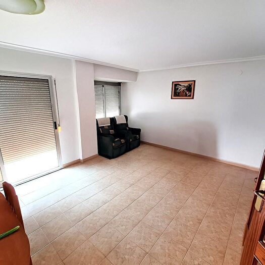Piso en venta en Casc Urbà, Pere Crespí de 3 habitaciones