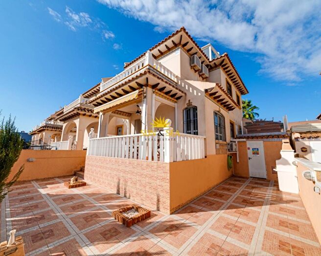 Casas en venta y pisos alquiler - 1
