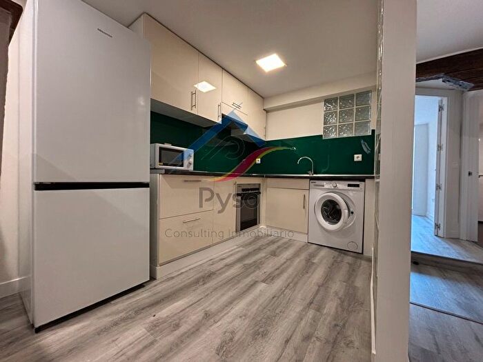 Casas en venta y pisos alquiler - 3