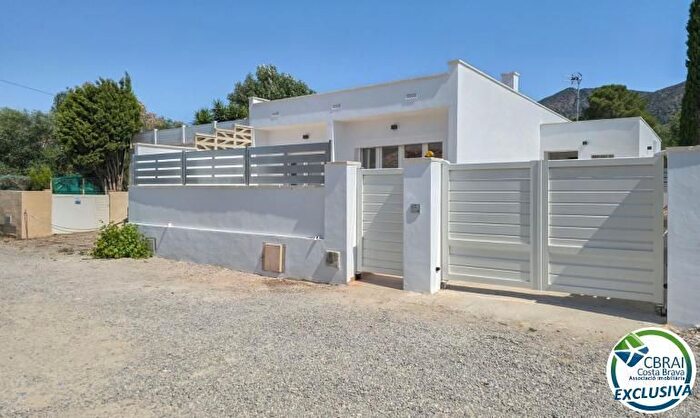 Casa en venta en Nord, Roses de 3 habitaciones