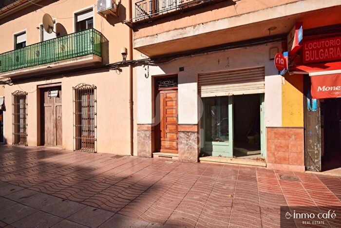 Casas en venta y pisos alquiler - 1