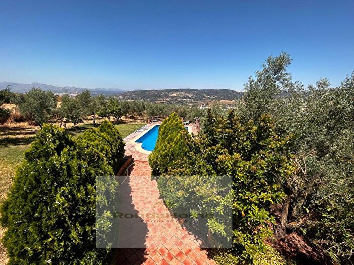 Casa en venta en Arriate, Málaga de 6 habitaciones