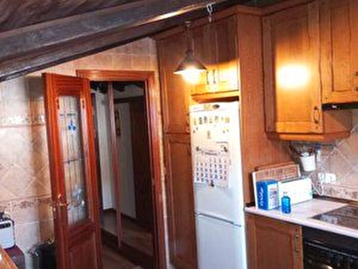 Casas en venta y pisos alquiler - 2