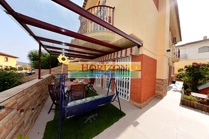 Casa en venta en Huércalovera, Almería de 5 habitaciones