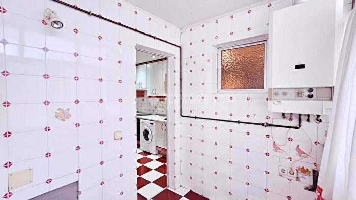 Casas en venta y pisos alquiler - 2