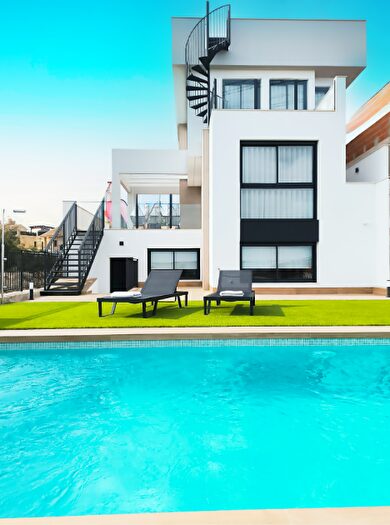Casas en venta y pisos alquiler - 1