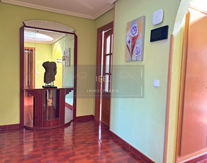 Casas en venta y pisos alquiler - 3