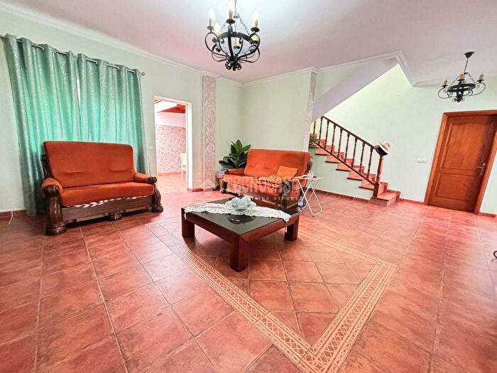 Casa en venta en Carrizal, Ingenio de 3 habitaciones