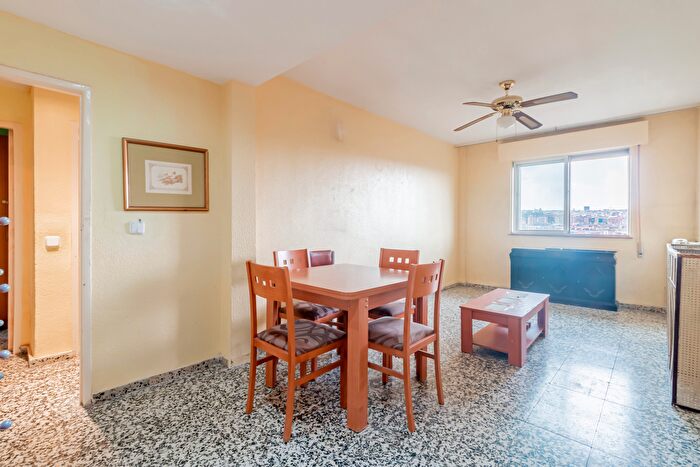 Piso en venta en Carabanchel, Comillas de 3 habitaciones