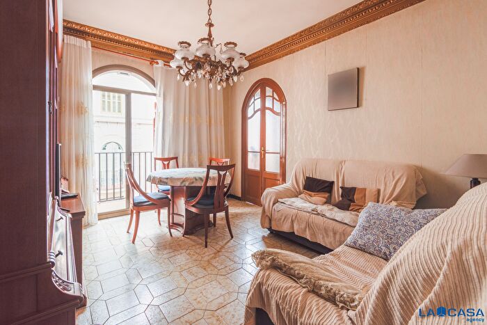 Casas en venta y pisos alquiler - 1