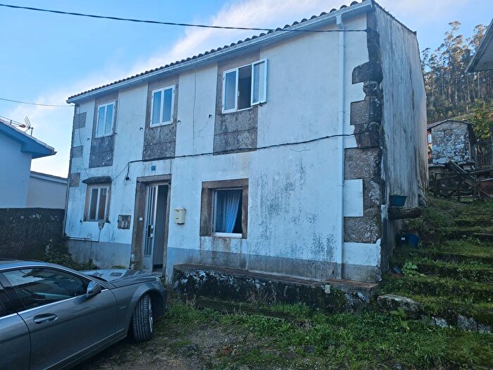 Casa en venta en Lousame, A Coruña