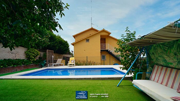 Casa en venta en Cànoves I Samalús, Barcelona de 3 habitaciones