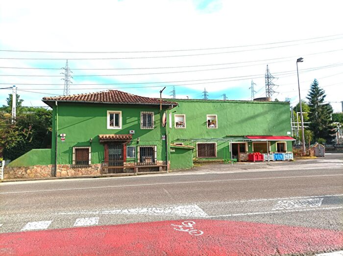 Casas en venta y pisos alquiler - 1