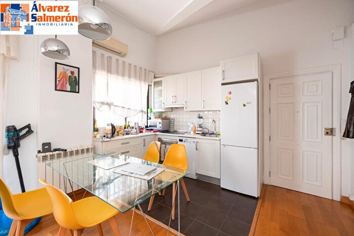 Casas en venta y pisos alquiler - 2