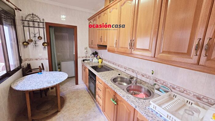 Casas en venta y pisos alquiler - 2