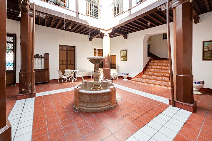 Casas en venta y pisos alquiler - 2
