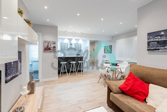Casas en venta y pisos alquiler - 1
