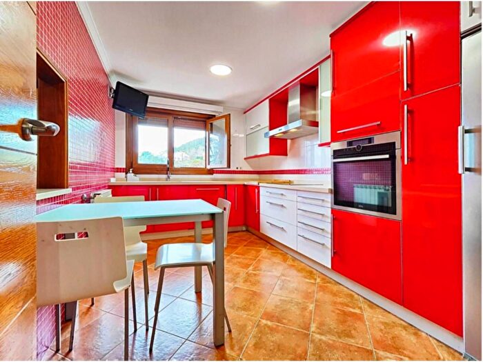 Casas en venta y pisos alquiler - 2