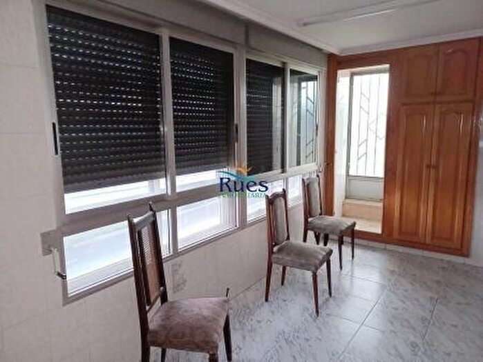 Casas en venta y pisos alquiler - 2
