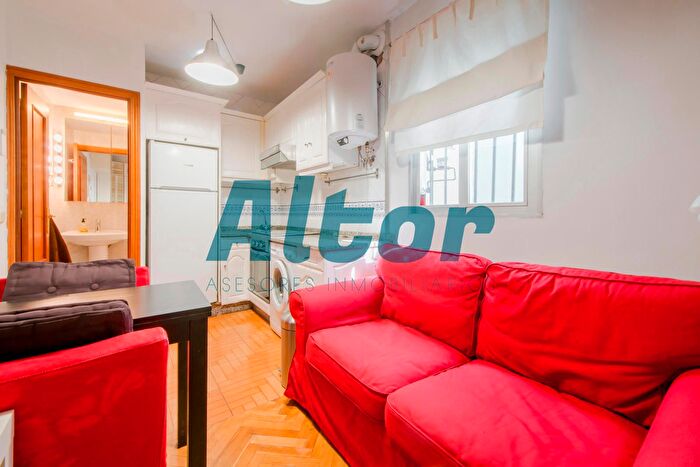 Casas en venta y pisos alquiler - 2
