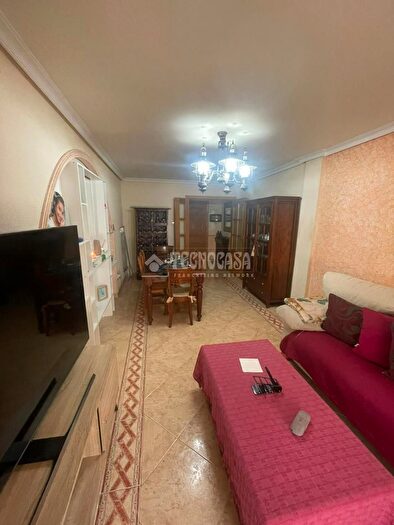 Casas en venta y pisos alquiler - 2