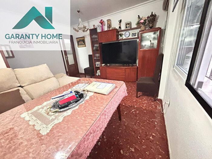 Casas en venta y pisos alquiler - 1