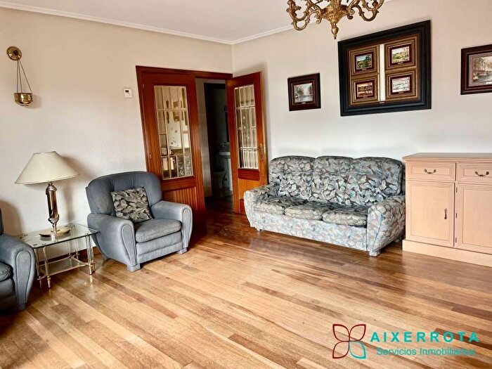 Casas en venta y pisos alquiler - 2