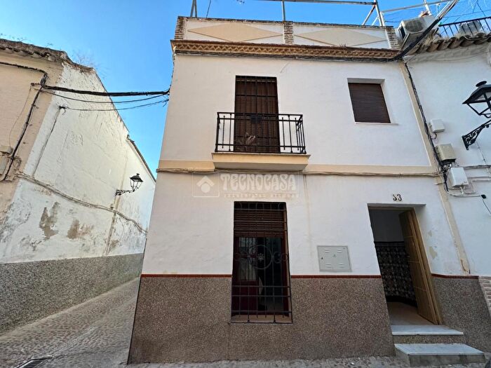 Casa en venta en Écija, Sevilla de 3 habitaciones