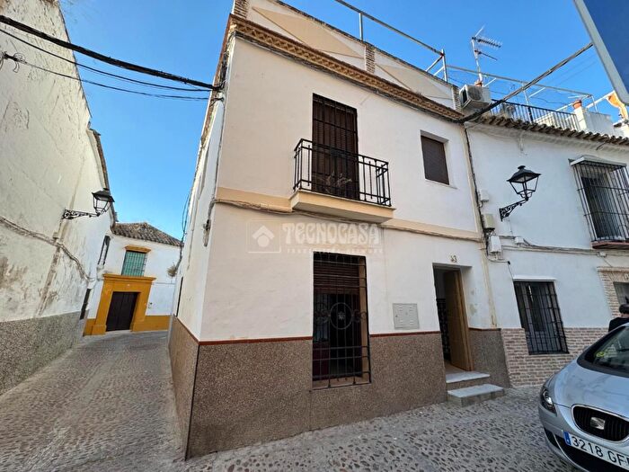 Casas en venta y pisos alquiler - 2